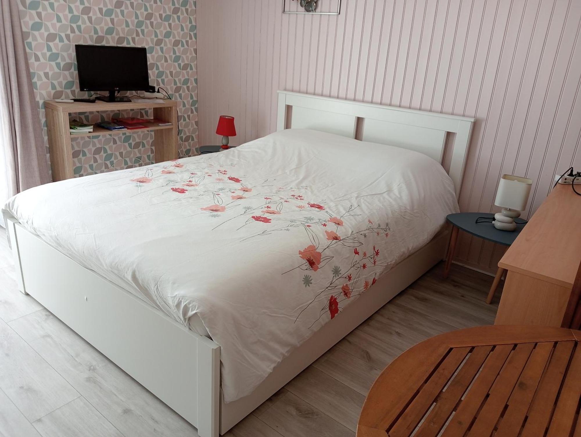 Chez Papinette, Proche Gare Et Centre, Pdj Compris Apartment Niort Bagian luar foto