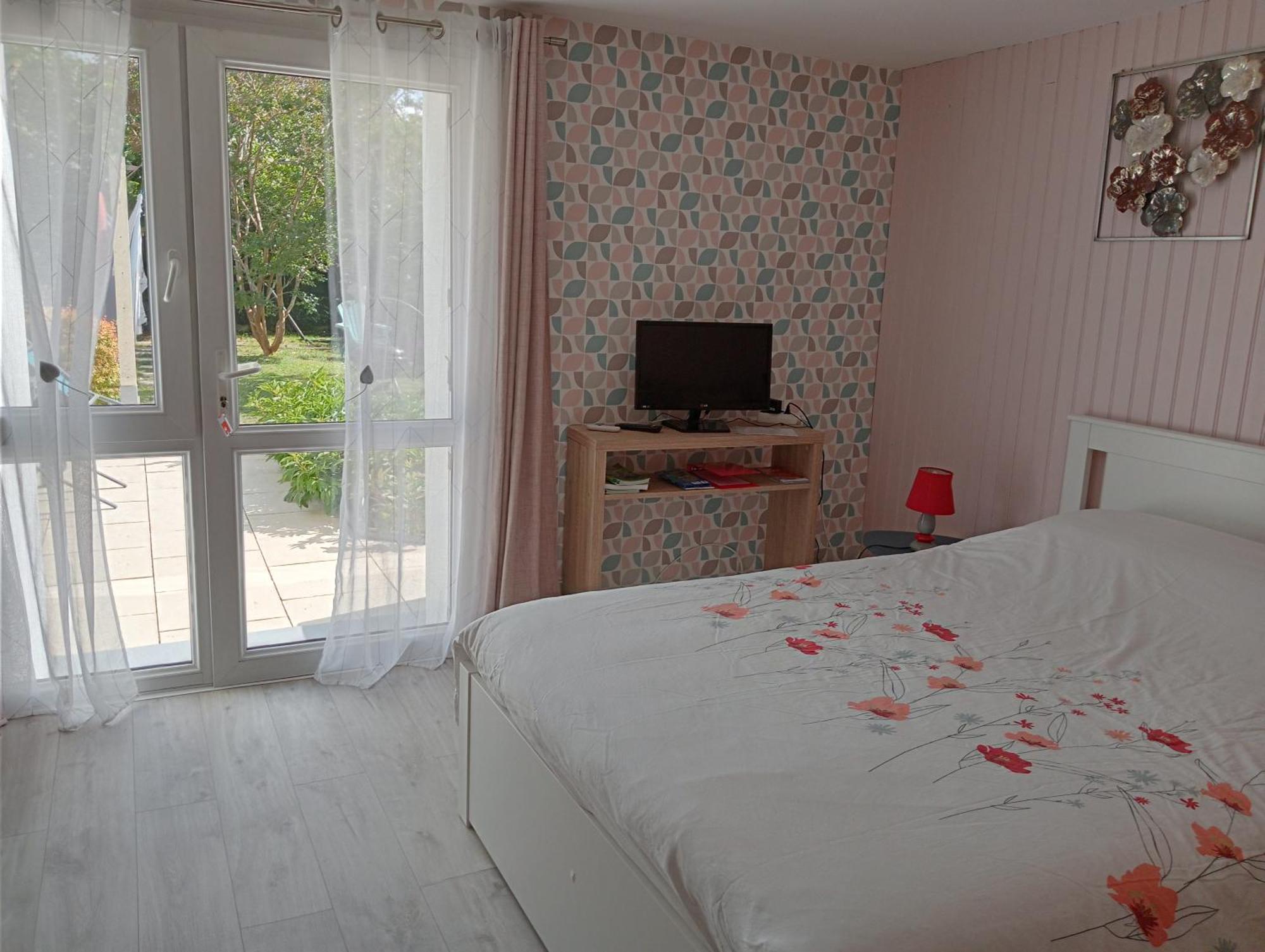 Chez Papinette, Proche Gare Et Centre, Pdj Compris Apartment Niort Bagian luar foto